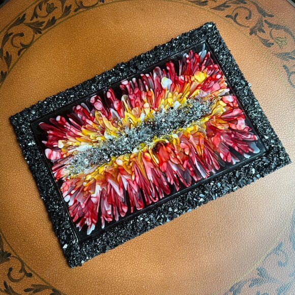 Strawberry Bloom Crystal Edge Vanity Tray | Jewelry Tray | Perfume Tray - Picture 3 of 4